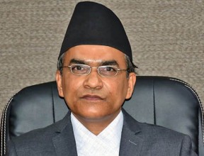 गभर्नरमा डा. विश्वनाथ पौडेल नियुक्त
