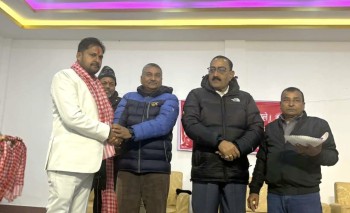 जसपामा ठूलो धक्का: वीरगन्ज महानगर अध्यक्ष यादवसहित १२० जना एमालेमा समाहित