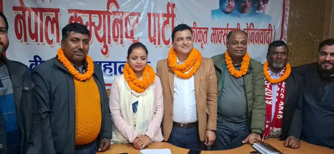 वीरगन्जमा एमालेको शक्ति प्रदर्शन : योगेश भट्टराईको उपस्थितिमा जसपाका नेतासहित दर्जनौंको पार्टी प्रवेश